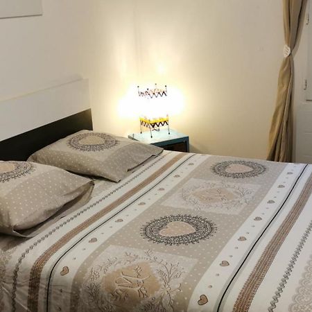 Appartement Au Coeur De Cours La Ville Екстериор снимка